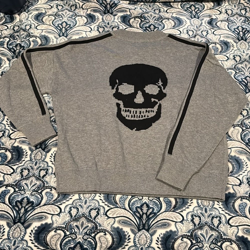 NWT SKULL CASHMERE SWEATER - Picture 2 of 3